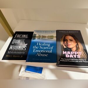 3 self help books - 1 hardcover, 2 soft; Assorted Inspirational Books Set